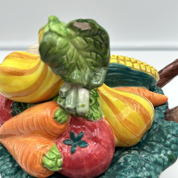 Candy Dish Mixed Vegetables on Wheelbarrow, Fitz and Floyd, 1998 - Picture 9 of 16